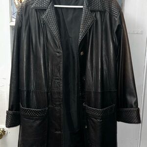 Bally Elegant Black Leather Women's Coat